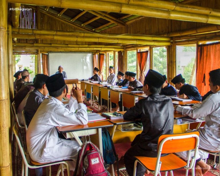 Tips Memilih Ponpes Tahfidz Quran Terbaik